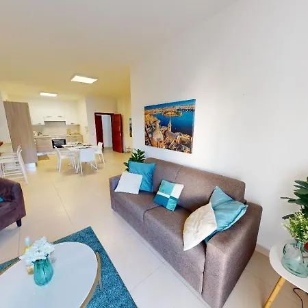 Lovely Seaside Apt Balluta Bay Apartament St. Julian's