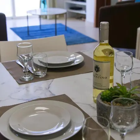 Lovely Seaside Apt Balluta Bay